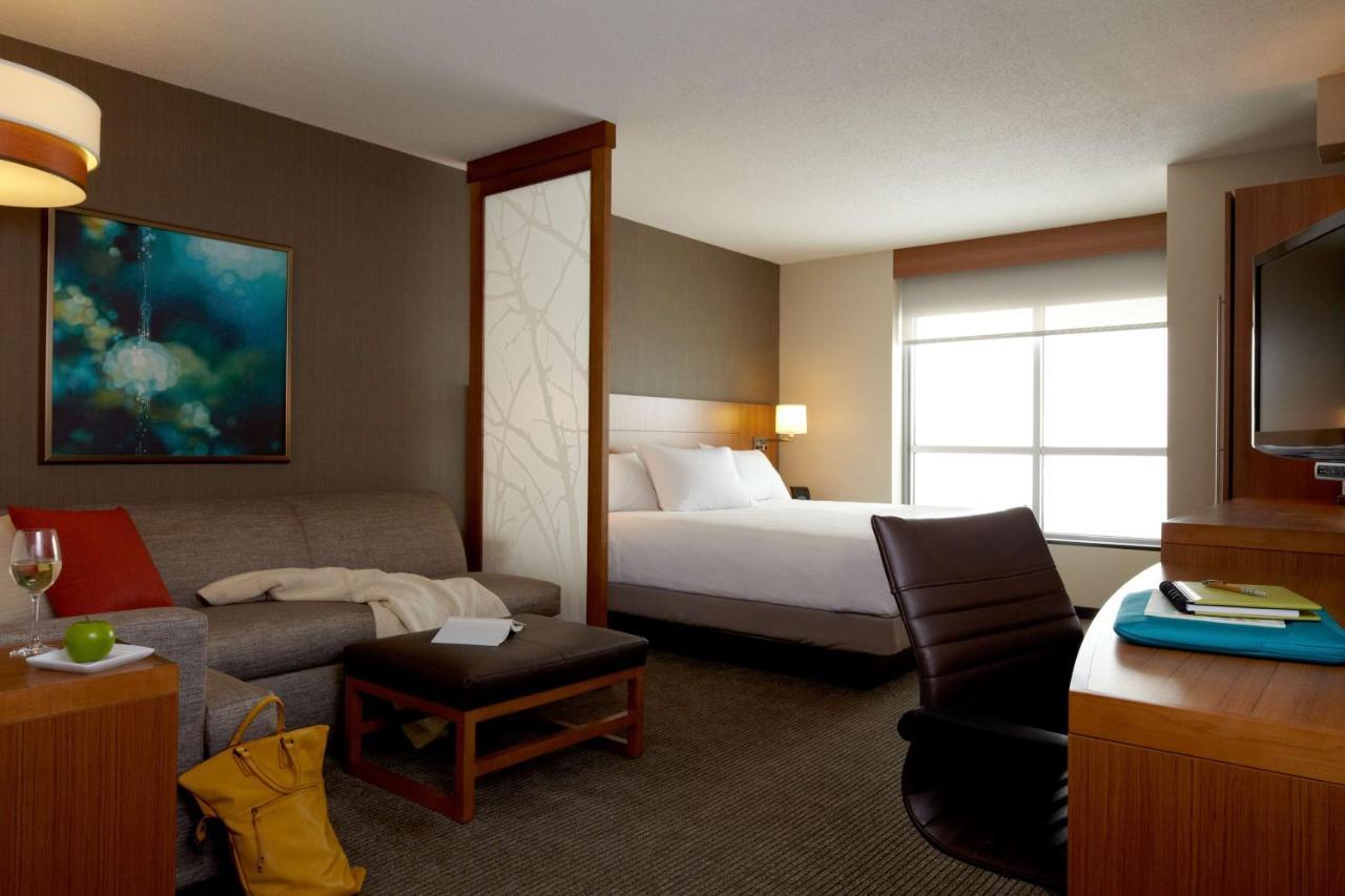 Hyatt Place Indianapolis Fishers Exterior photo